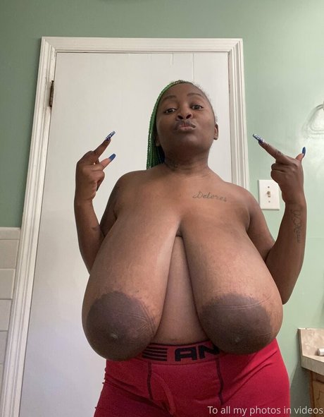 famousstarkmarie pornstar sexy pictures