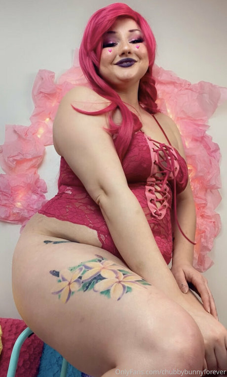 chubbybunnyforever naked model pics