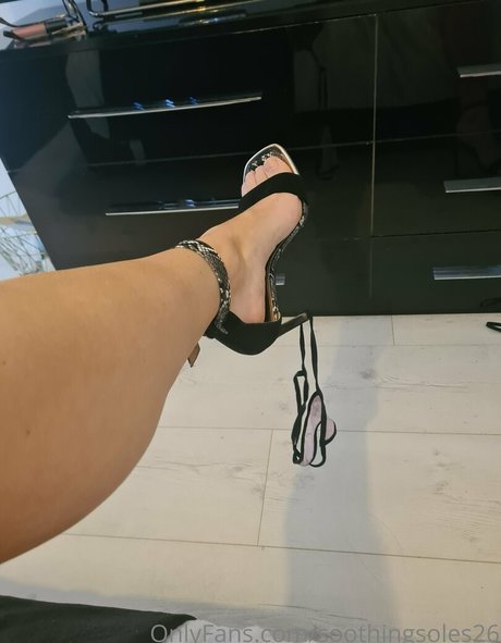 soothingsoles26 Quick model image