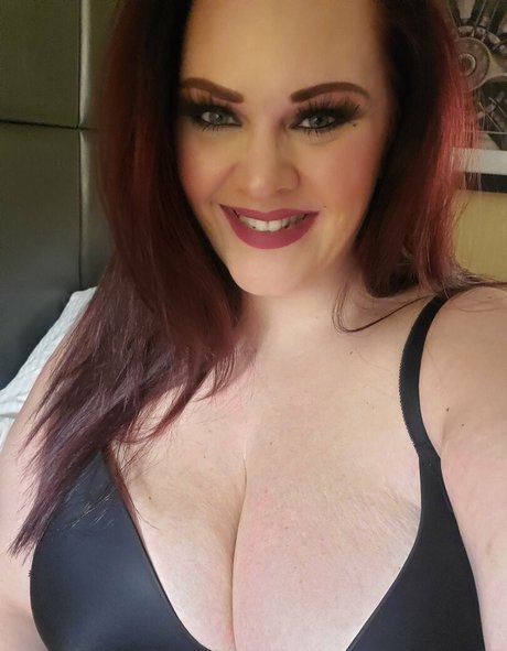 alexagrey00 adult model img