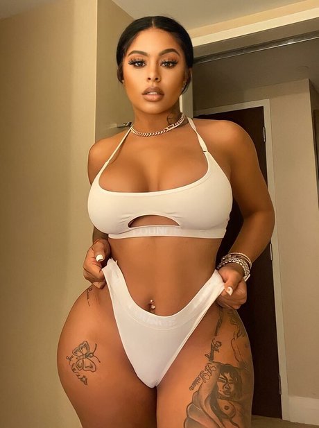 Alexisskyy free star pic