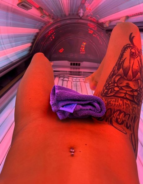 Nurselayla hot actress pics