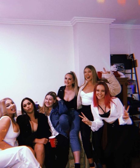 blowbang onlyfans exclusive pic