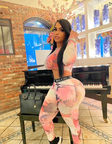 young ebony onlyfans perfect galleries