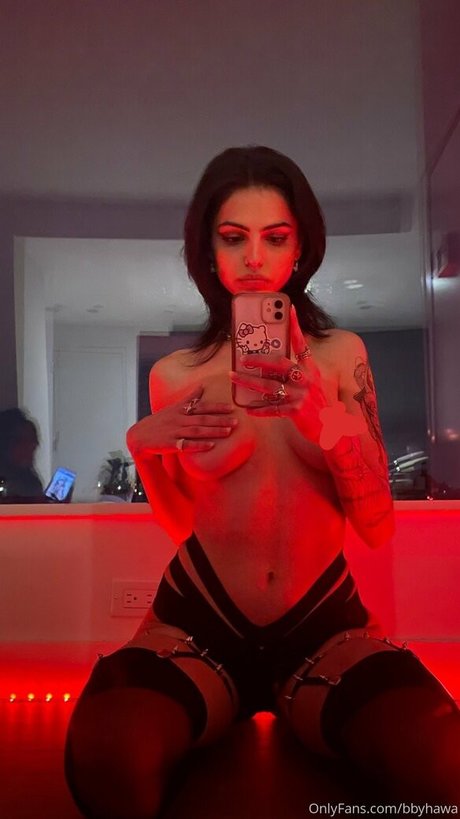 bbyhawa adult star picture