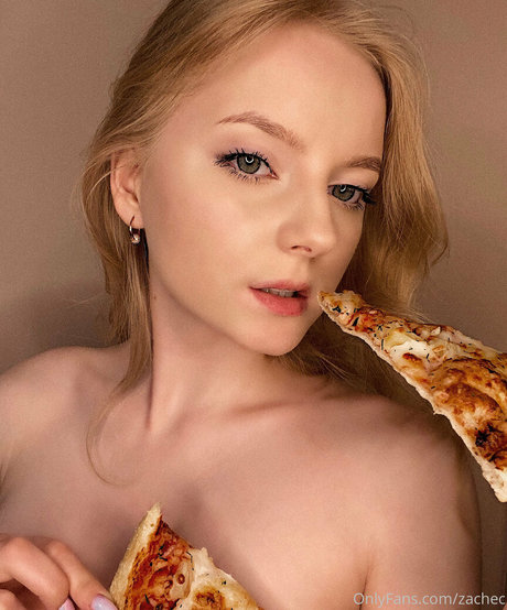 zachec hot model picture