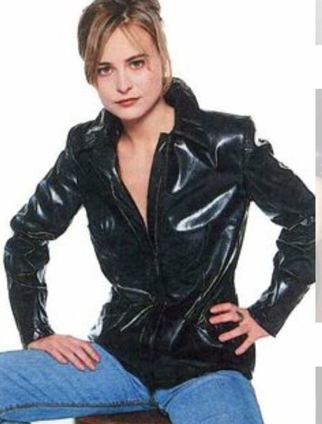 Philippa Forrester erotic star images