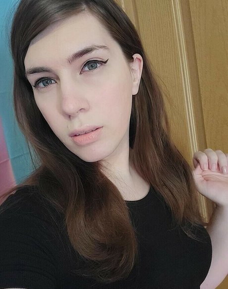 Chloe Madison naked actress archive