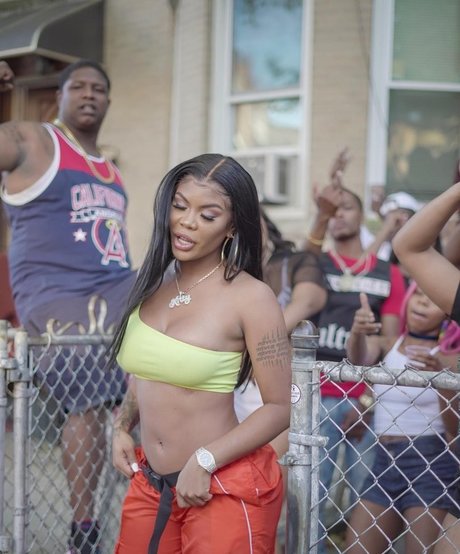 Chinese Kitty nice actress picture