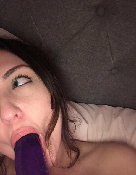 emilycasto sex pornstar image