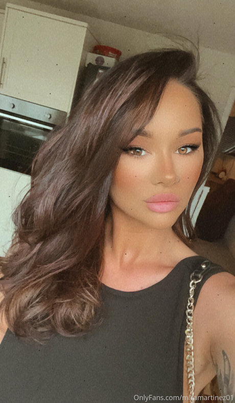 busty ebony onlyfans hd pics