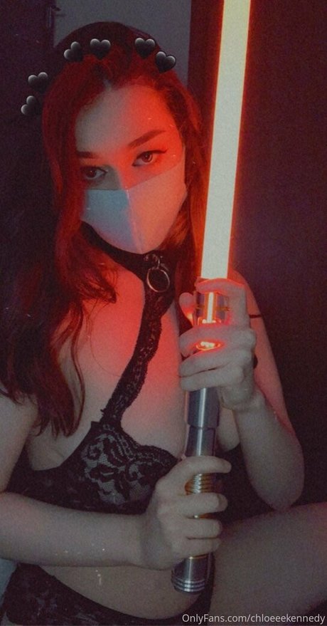 chloeeekennedy nude model photo