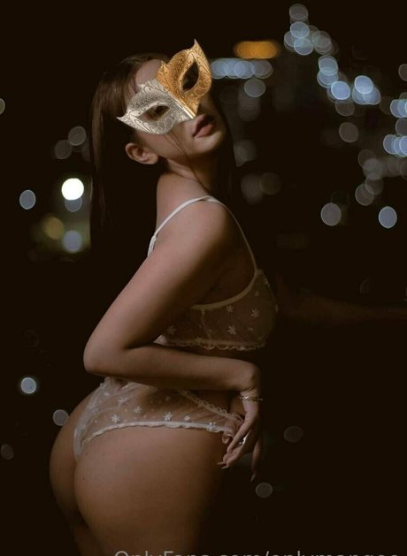 onlymangoo sex actress pic