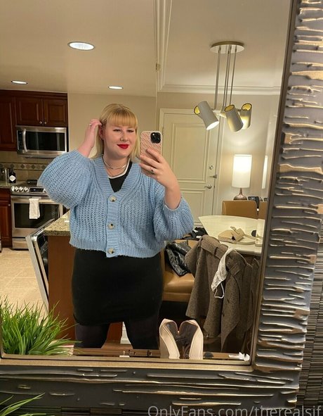 therealsif pornstar nude pictures