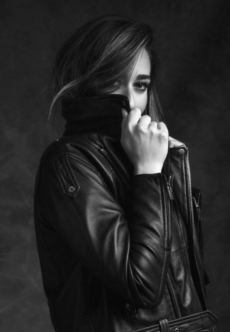 Amina Khalil Quick model image