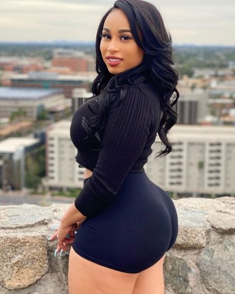 Angelica Love exclusive actress images