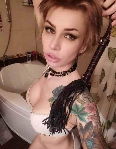 elenahug high quality pornstar galleries