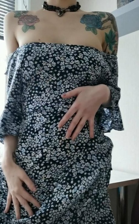 elenahug high quality actress photo