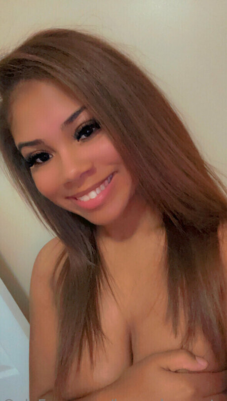 honeybunny tv pornstar xxx pics