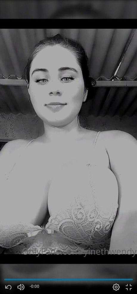 Wendy Yineth naked model galleries