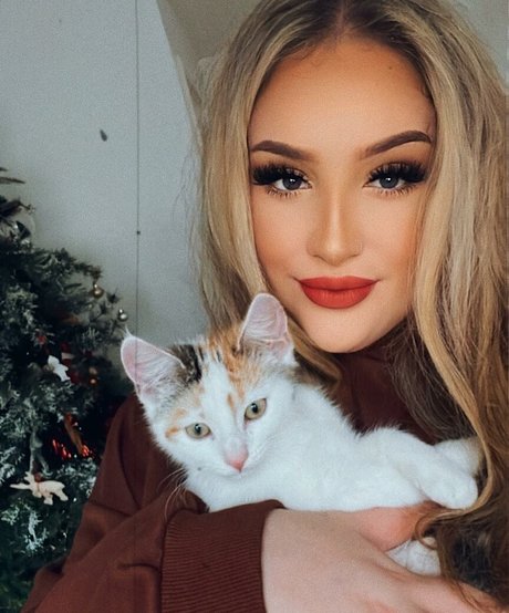 emss x naked star photos