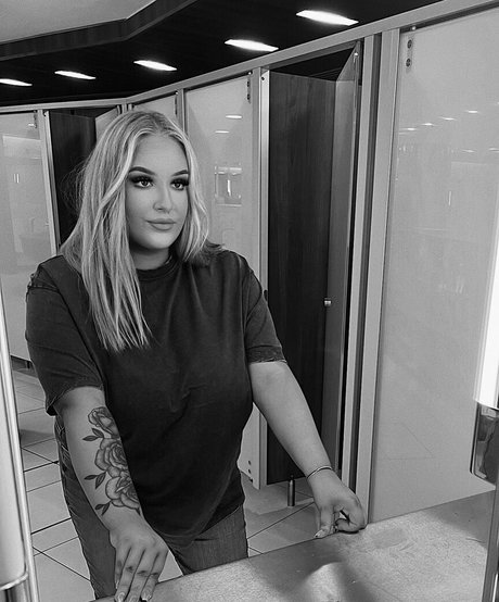 emss x xxx star archive