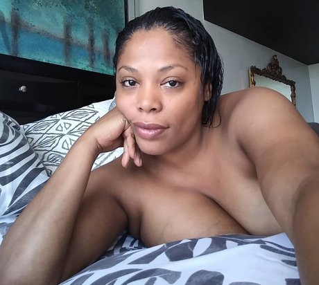 raven onlyfans exclusive photo