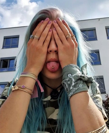 Caroline Haas top star photo