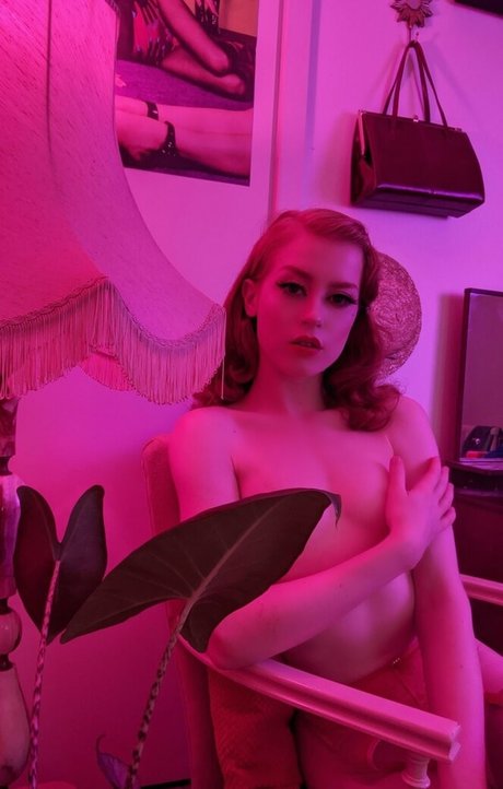 lunarouxfree best model gallery