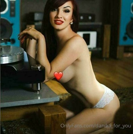 danika for you model best img