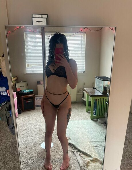 falynfoxxx model sexy pic