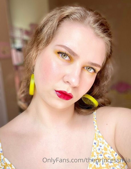 theprincessmia perfect model pics