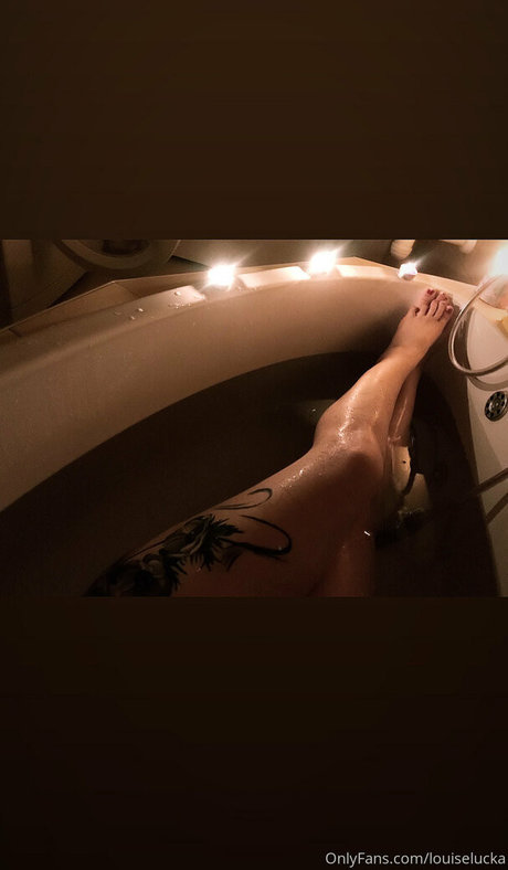 ilouisekari hd pornstar pics