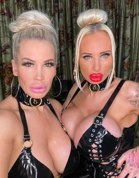 sophieaslut model xxx pics