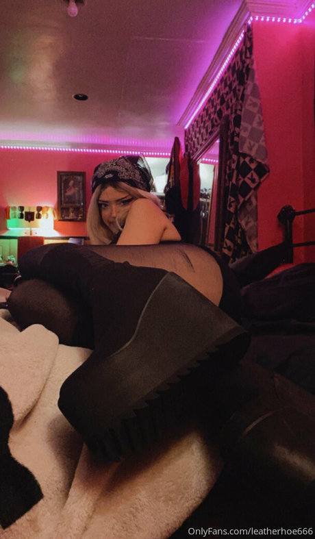 leatherhoe666 hd actress galleries