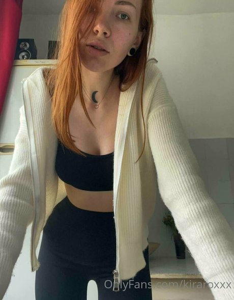 kiraroxxx porn model photos