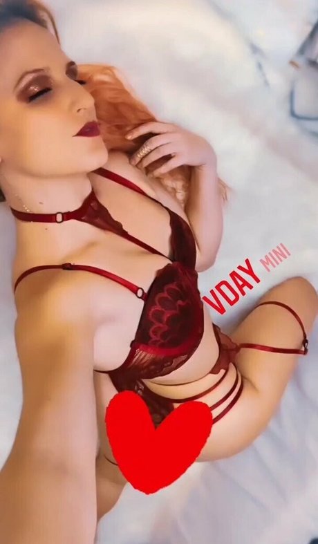 spicywookiee model pretty pictures