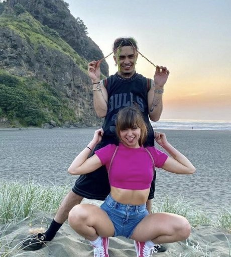 pumpsfreeplayhouse model beautiful photo