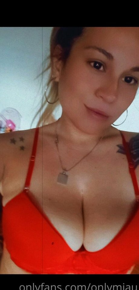 onlymiaux pornstar high quality img