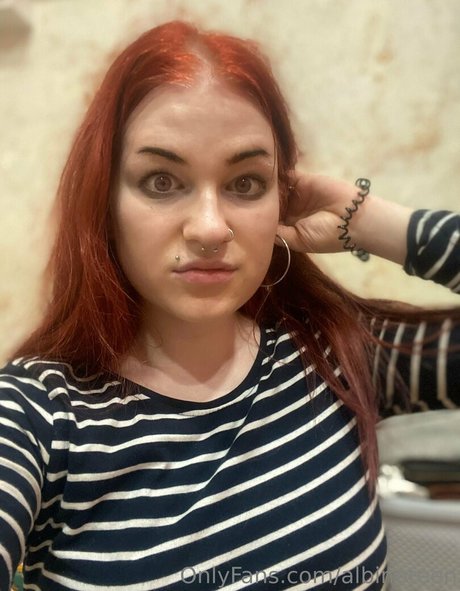 albinoteen pornographic model image