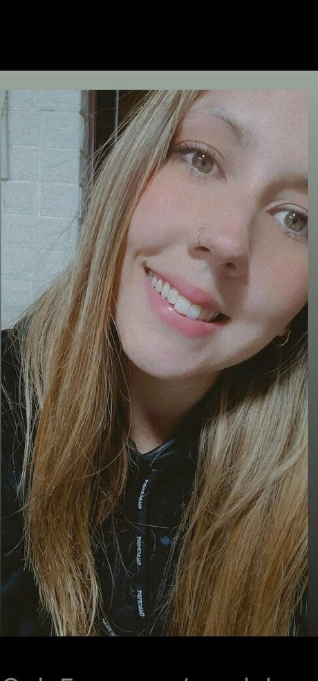 candyhannah8 star high quality pic