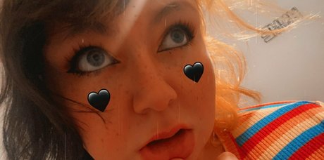 yourfavkittenxx star nudes pictures