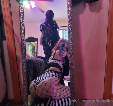 lunarlita star top photo