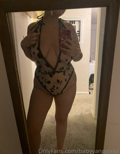 babyyangelxxx hot star image