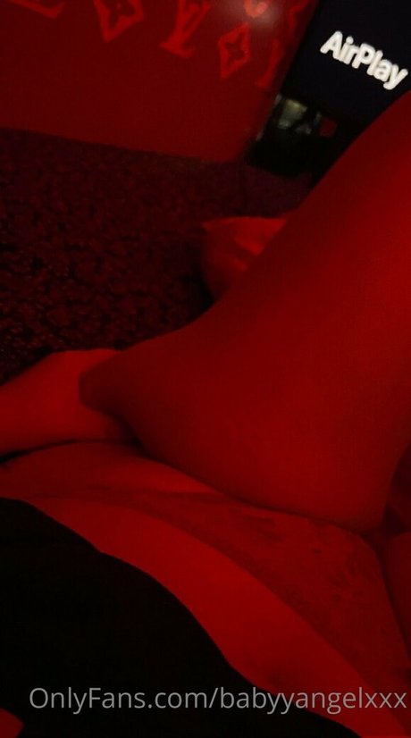 babyyangelxxx erotic model images