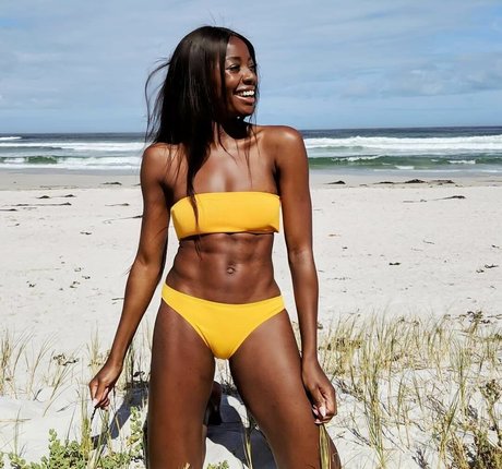 AJ Odudu perfect actress photos