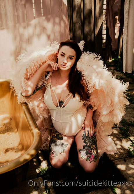 suicidekittenxxx star xxx galleries