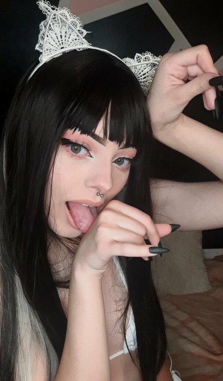 shayophelia hot model pic