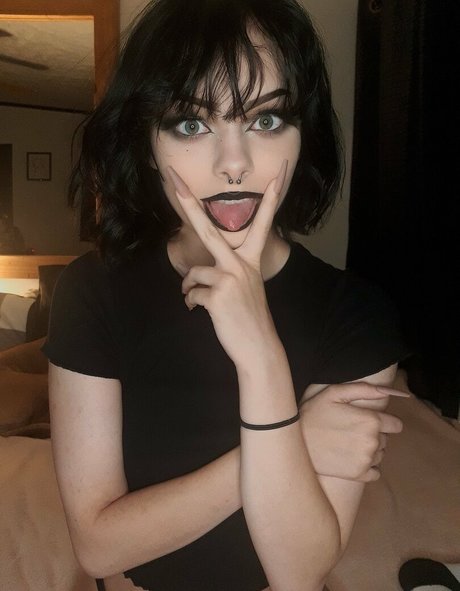 big tits curvy onlyfans pornographic picture