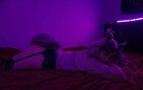 yourlilfoxfree model porn images